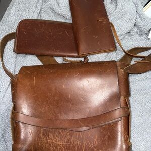 Classic Brown Leather Messenger Bag Set